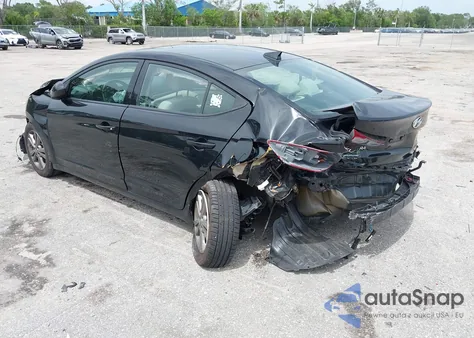 2018 Hyundai Elantra Value Edition z USA, uszkodzony, nr VIN 5NPD84LF1JH256833